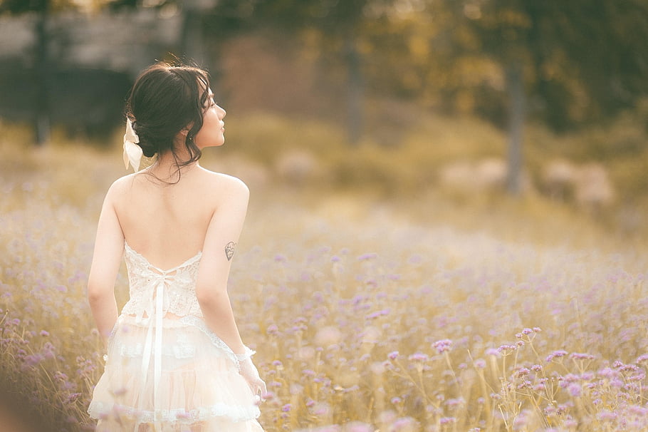 感知的深淵：INFJ為何擅長(zhǎng)感受卻難以表達(dá)內(nèi)心？